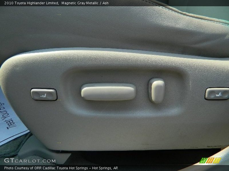 Magnetic Gray Metallic / Ash 2010 Toyota Highlander Limited