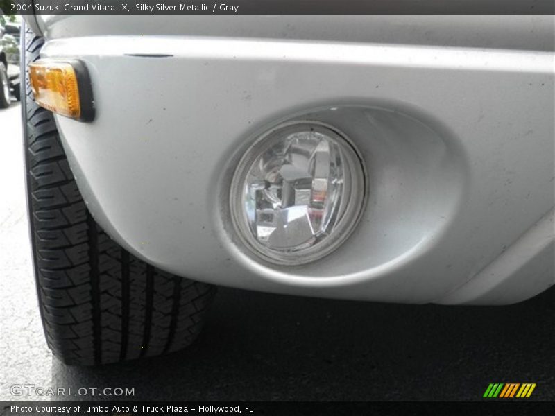 Silky Silver Metallic / Gray 2004 Suzuki Grand Vitara LX