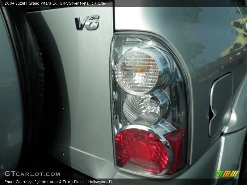 Silky Silver Metallic / Gray 2004 Suzuki Grand Vitara LX