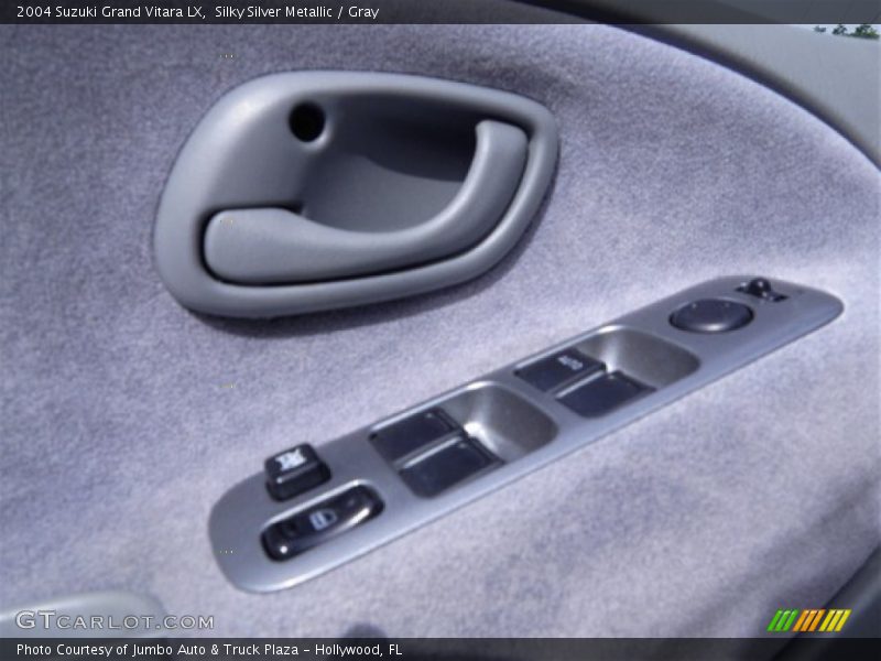 Controls of 2004 Grand Vitara LX