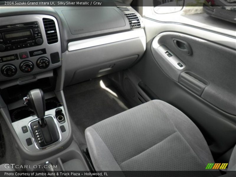 Silky Silver Metallic / Gray 2004 Suzuki Grand Vitara LX