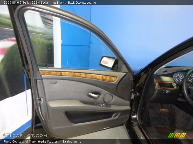 Jet Black / Black Dakota Leather 2009 BMW 5 Series 528xi Sedan
