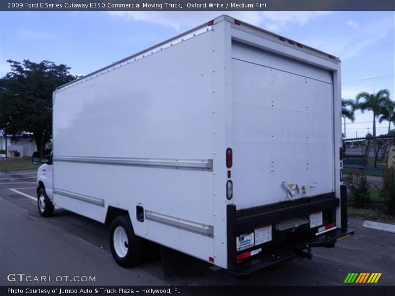 Oxford White / Medium Flint 2009 Ford E Series Cutaway E350 Commercial Moving Truck