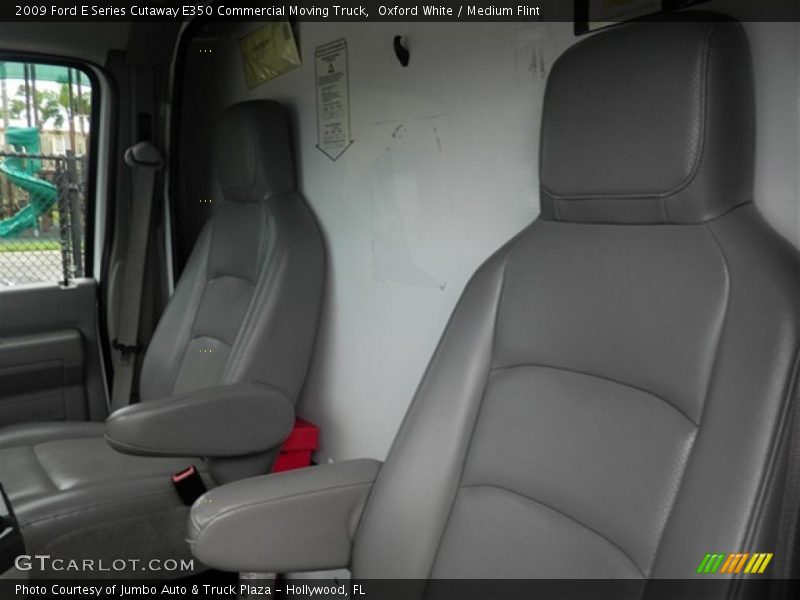 Oxford White / Medium Flint 2009 Ford E Series Cutaway E350 Commercial Moving Truck