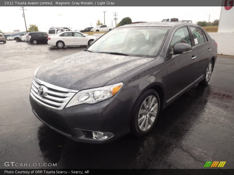 Magnetic Gray Metallic / Light Gray 2012 Toyota Avalon Limited