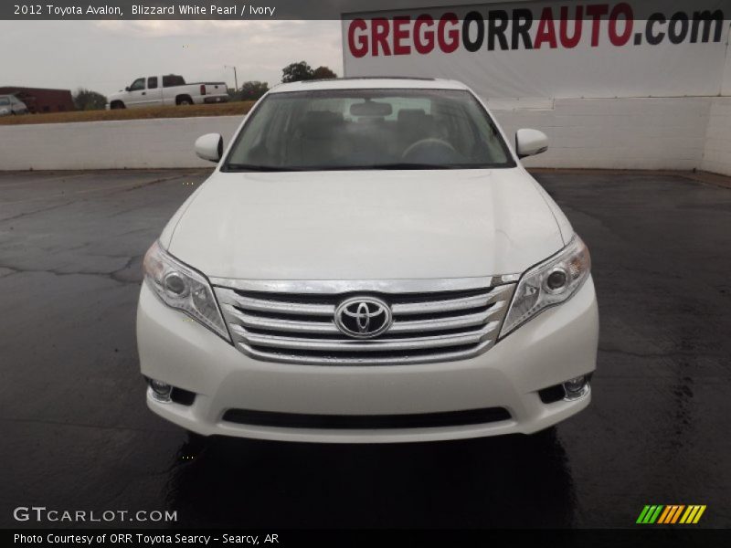 Blizzard White Pearl / Ivory 2012 Toyota Avalon