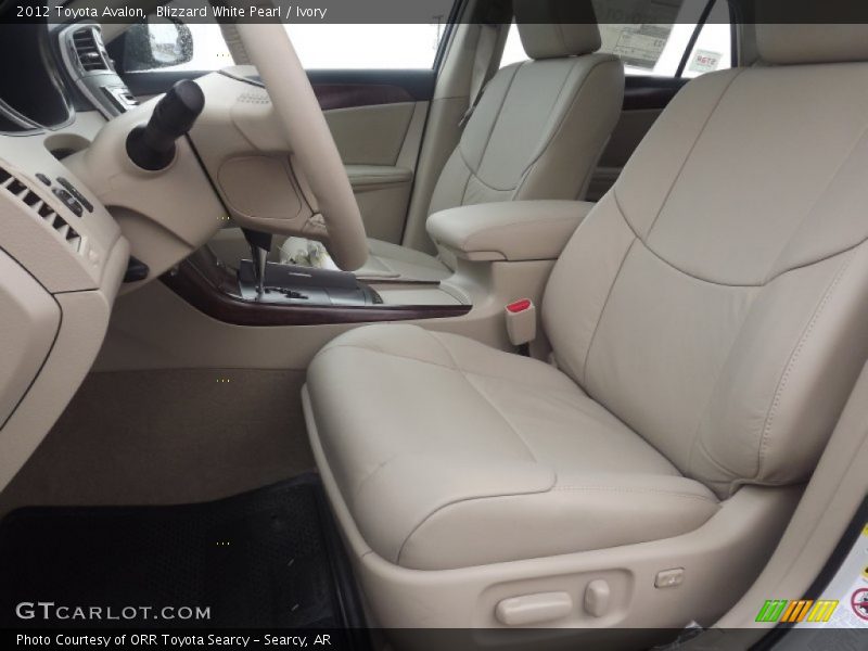 Blizzard White Pearl / Ivory 2012 Toyota Avalon