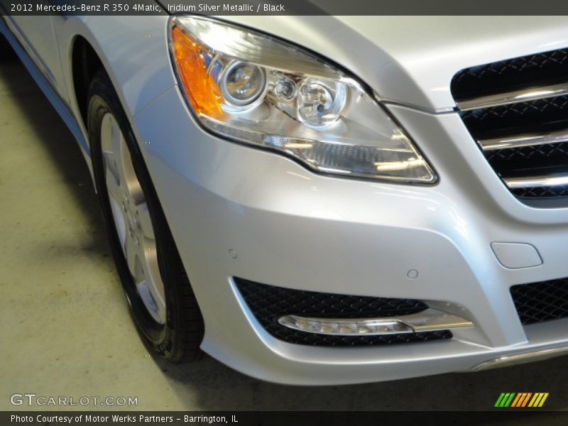Iridium Silver Metallic / Black 2012 Mercedes-Benz R 350 4Matic
