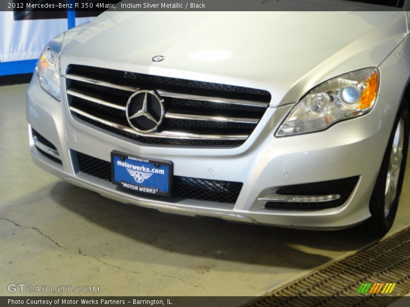 Iridium Silver Metallic / Black 2012 Mercedes-Benz R 350 4Matic
