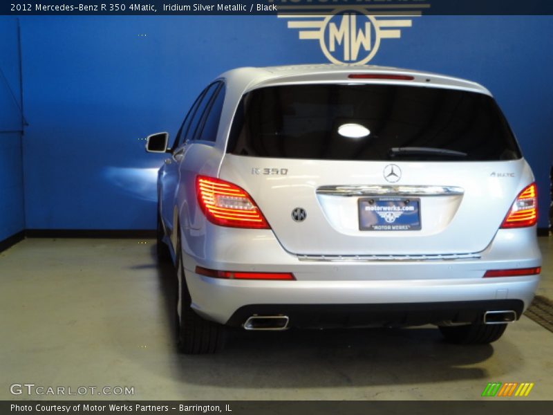Iridium Silver Metallic / Black 2012 Mercedes-Benz R 350 4Matic
