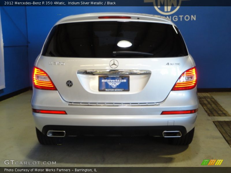 Iridium Silver Metallic / Black 2012 Mercedes-Benz R 350 4Matic