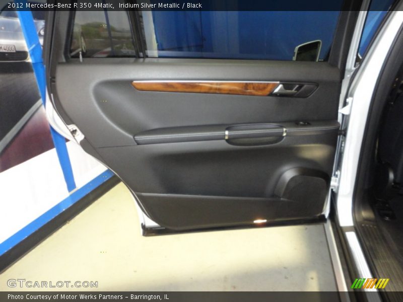 Iridium Silver Metallic / Black 2012 Mercedes-Benz R 350 4Matic