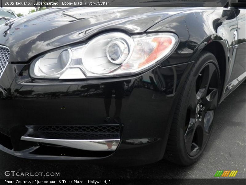 Ebony Black / Ivory/Oyster 2009 Jaguar XF Supercharged