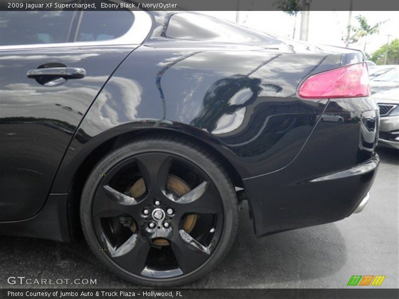 Ebony Black / Ivory/Oyster 2009 Jaguar XF Supercharged
