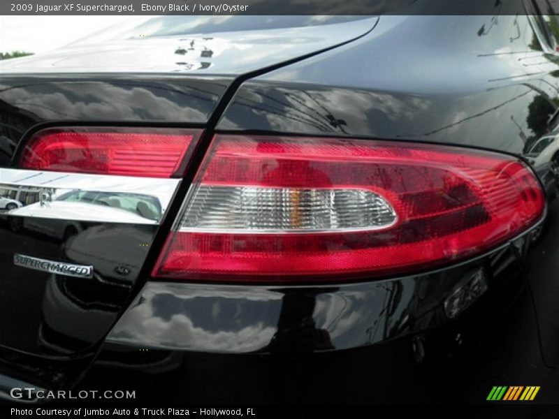 Ebony Black / Ivory/Oyster 2009 Jaguar XF Supercharged