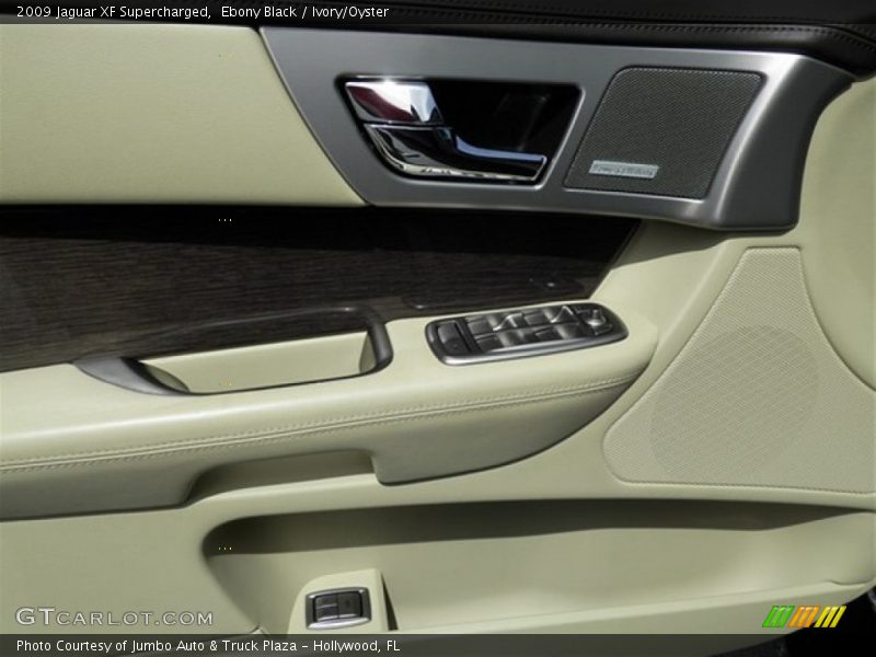 Ebony Black / Ivory/Oyster 2009 Jaguar XF Supercharged