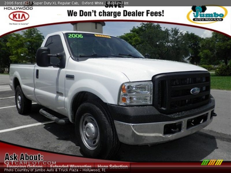 Oxford White / Medium Flint 2006 Ford F250 Super Duty XL Regular Cab