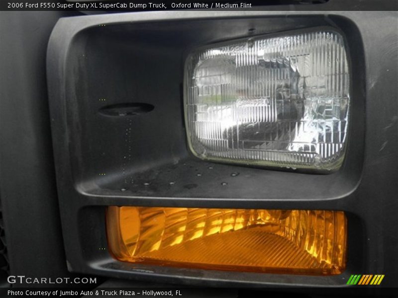 Oxford White / Medium Flint 2006 Ford F550 Super Duty XL SuperCab Dump Truck