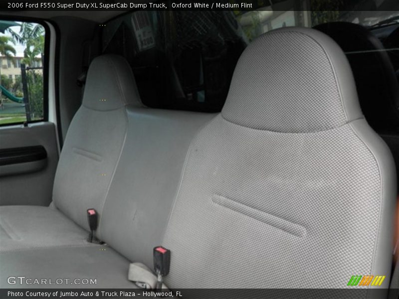 Oxford White / Medium Flint 2006 Ford F550 Super Duty XL SuperCab Dump Truck