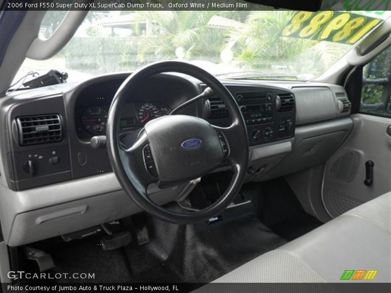 Oxford White / Medium Flint 2006 Ford F550 Super Duty XL SuperCab Dump Truck