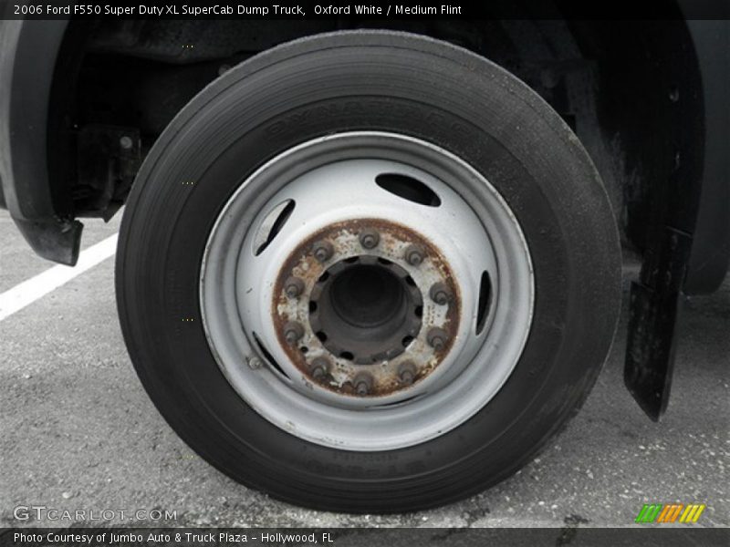 Oxford White / Medium Flint 2006 Ford F550 Super Duty XL SuperCab Dump Truck