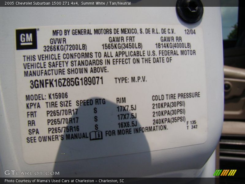 Summit White / Tan/Neutral 2005 Chevrolet Suburban 1500 Z71 4x4