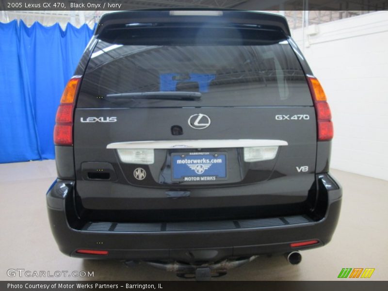 Black Onyx / Ivory 2005 Lexus GX 470