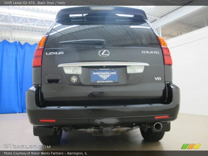 Black Onyx / Ivory 2005 Lexus GX 470