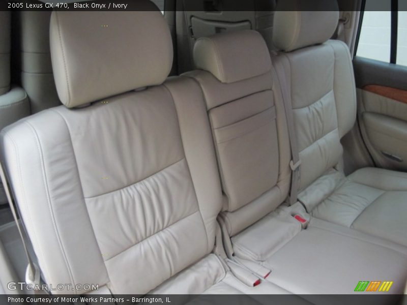 Black Onyx / Ivory 2005 Lexus GX 470
