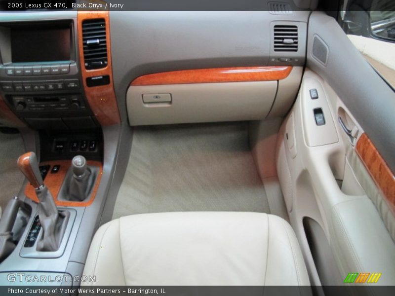 Black Onyx / Ivory 2005 Lexus GX 470