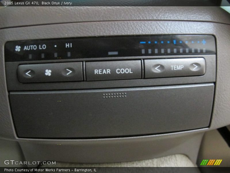 Black Onyx / Ivory 2005 Lexus GX 470