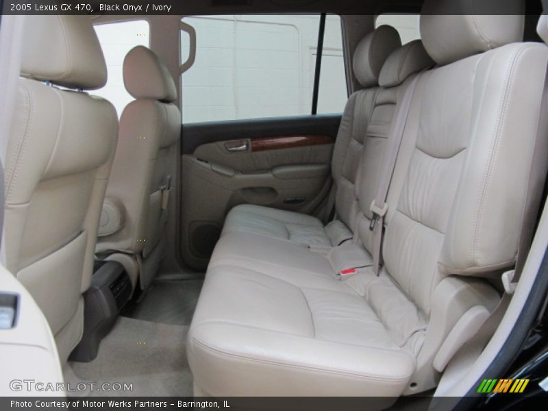 Black Onyx / Ivory 2005 Lexus GX 470