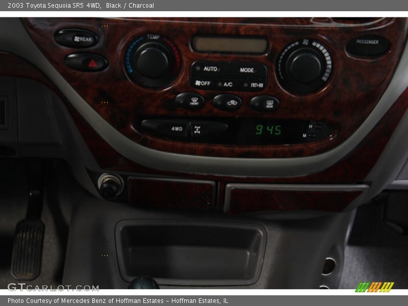 Black / Charcoal 2003 Toyota Sequoia SR5 4WD