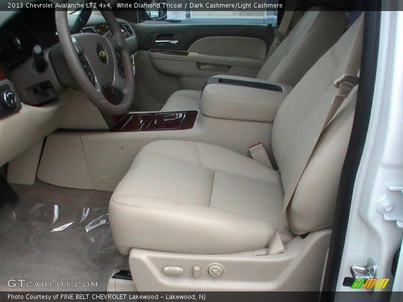 White Diamond Tricoat / Dark Cashmere/Light Cashmere 2013 Chevrolet Avalanche LTZ 4x4