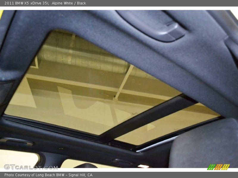 Alpine White / Black 2011 BMW X5 xDrive 35i