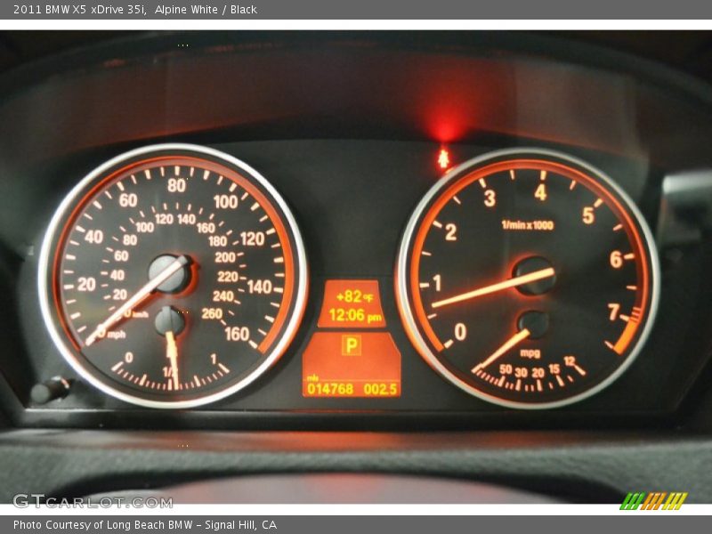 Alpine White / Black 2011 BMW X5 xDrive 35i