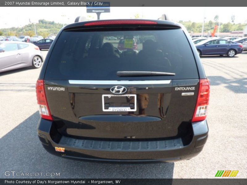 Galaxy Black / Gray 2007 Hyundai Entourage Limited
