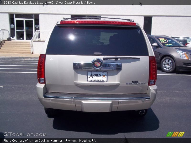 Silver Coast Metallic / Ebony 2013 Cadillac Escalade Luxury AWD