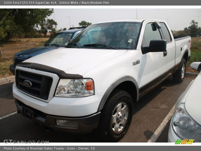 Oxford White / Black/Medium Flint 2004 Ford F150 FX4 SuperCab 4x4