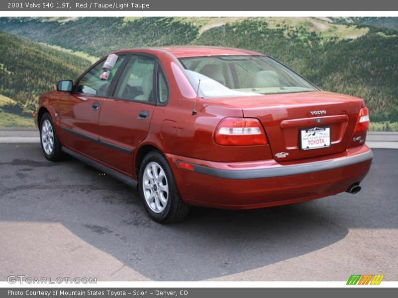 Red / Taupe/Light Taupe 2001 Volvo S40 1.9T
