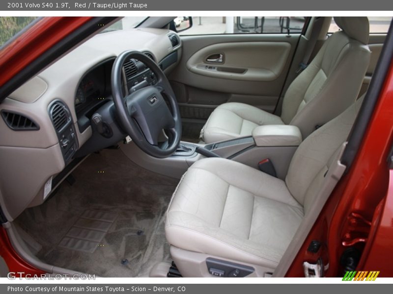 Red / Taupe/Light Taupe 2001 Volvo S40 1.9T