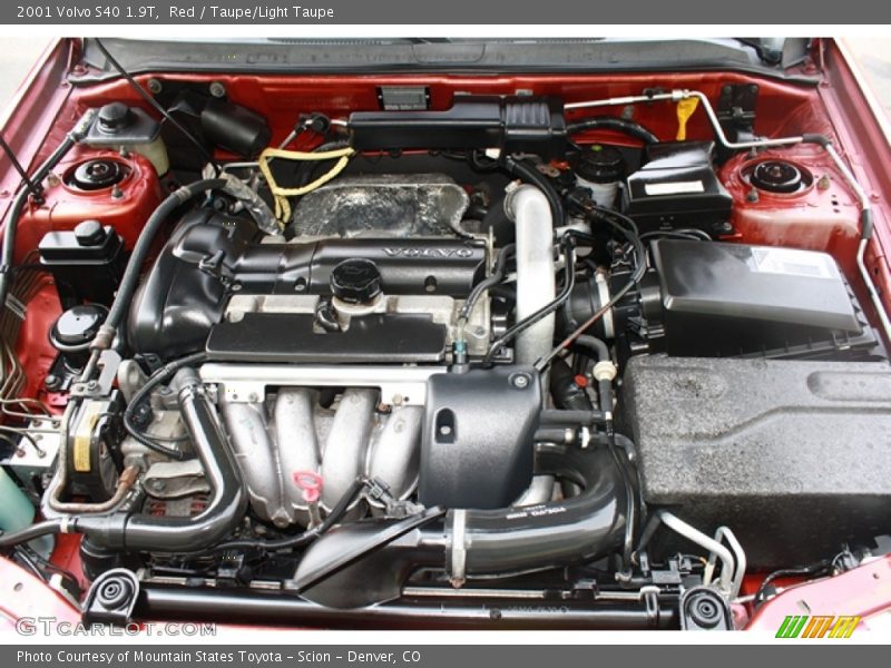 Red / Taupe/Light Taupe 2001 Volvo S40 1.9T