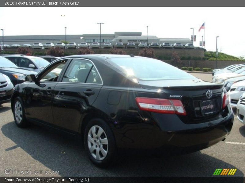 Black / Ash Gray 2010 Toyota Camry LE