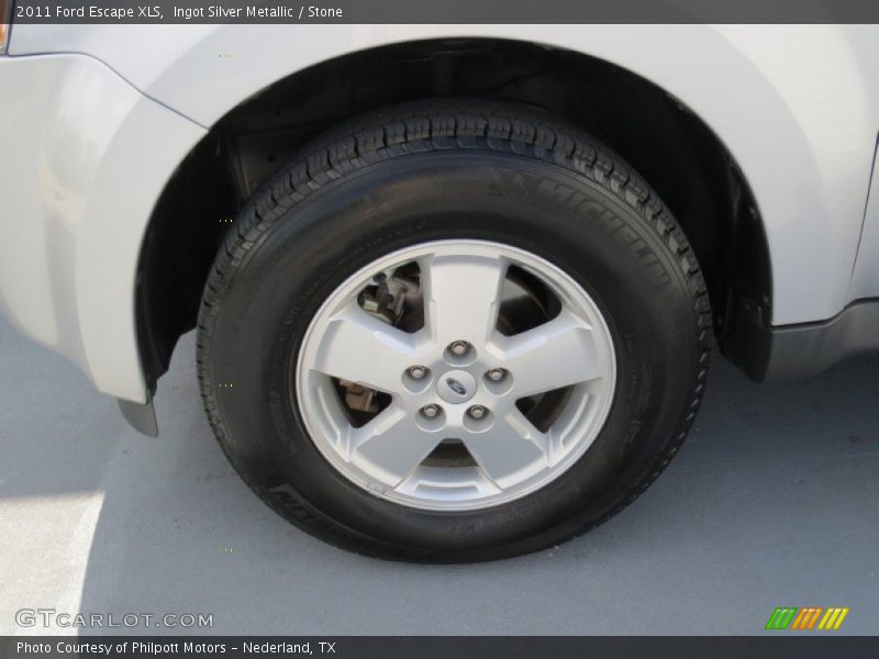 Ingot Silver Metallic / Stone 2011 Ford Escape XLS