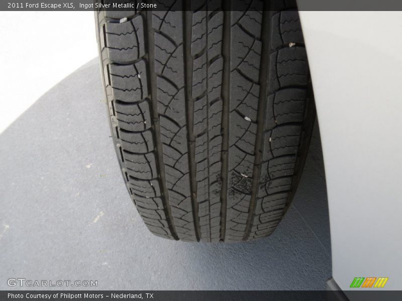 Ingot Silver Metallic / Stone 2011 Ford Escape XLS