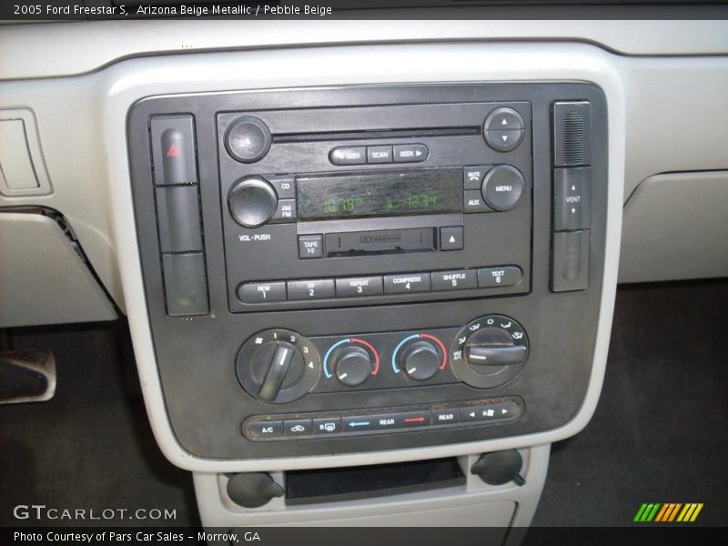 Arizona Beige Metallic / Pebble Beige 2005 Ford Freestar S