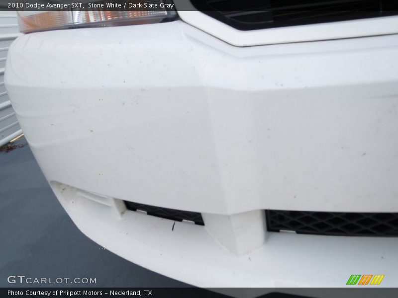 Stone White / Dark Slate Gray 2010 Dodge Avenger SXT