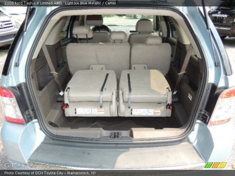  2008 Taurus X Limited AWD Trunk