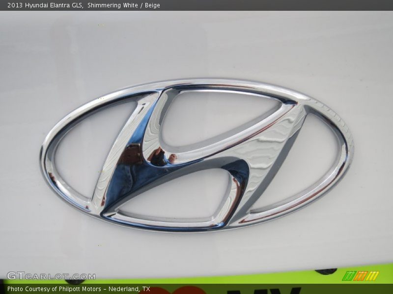 Shimmering White / Beige 2013 Hyundai Elantra GLS