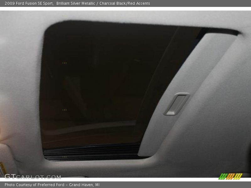 Brilliant Silver Metallic / Charcoal Black/Red Accents 2009 Ford Fusion SE Sport